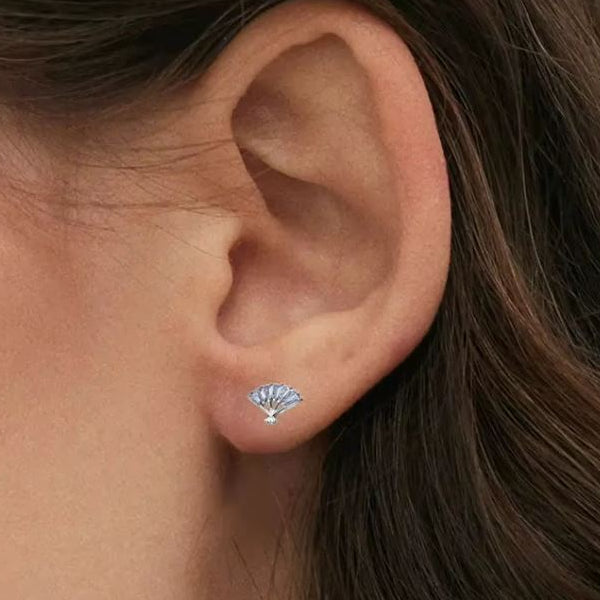 Steel Threadless Push In Baguette CZ Fan Tragus Labret