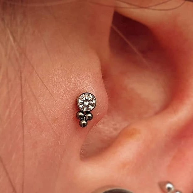 Steel Internally Threaded CZ Center 3 Beads Tragus Labret