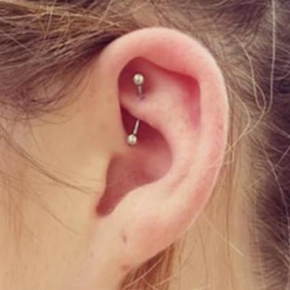 16G Internally Threaded Curved Barbell