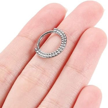 Steel Pyramid Cut Double Loop Hinged Segment Clicker