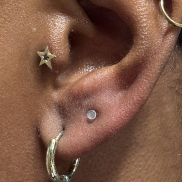 16G Invisible Push Top Labret Retainer