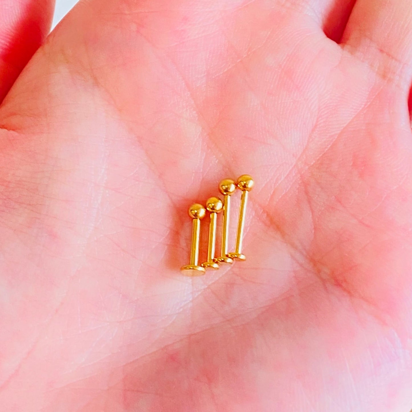 G23 Gold PVD Titanium Threadless Push In Ball Labret