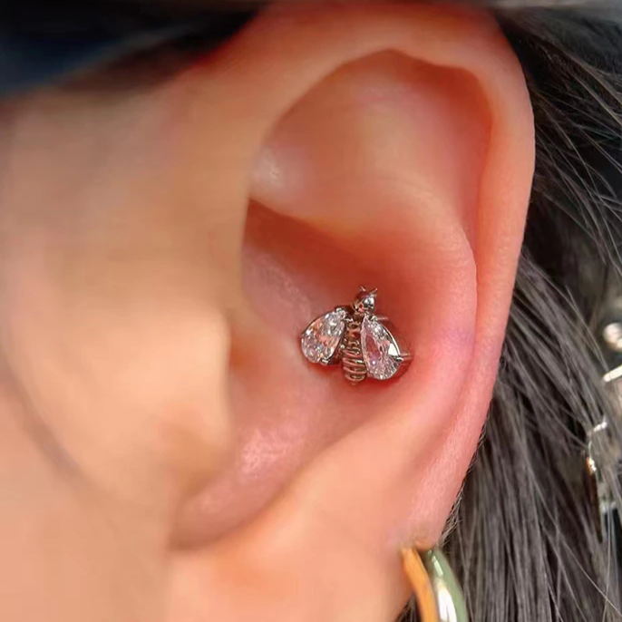 G23 Titanium Threadless Push In CZ Bee Tragus Labret