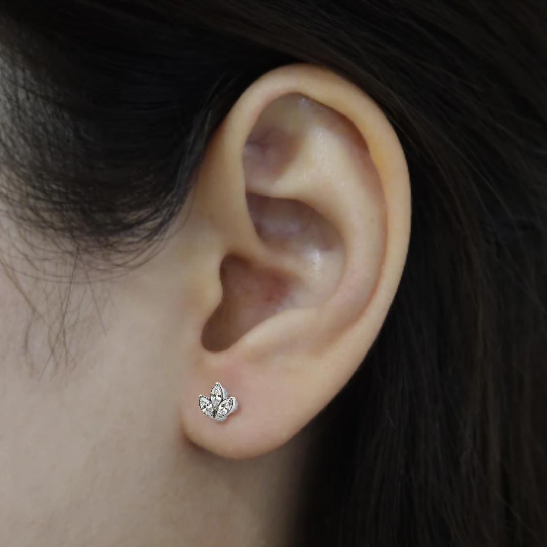 G23 Titanium Threadless Push In Triple Marquise Leaf Labret