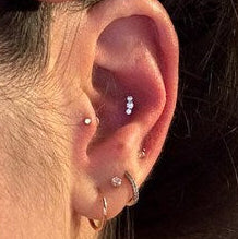 G23 Titanium Threadless Push In Curved Bar 3 CZ Tragus Labret