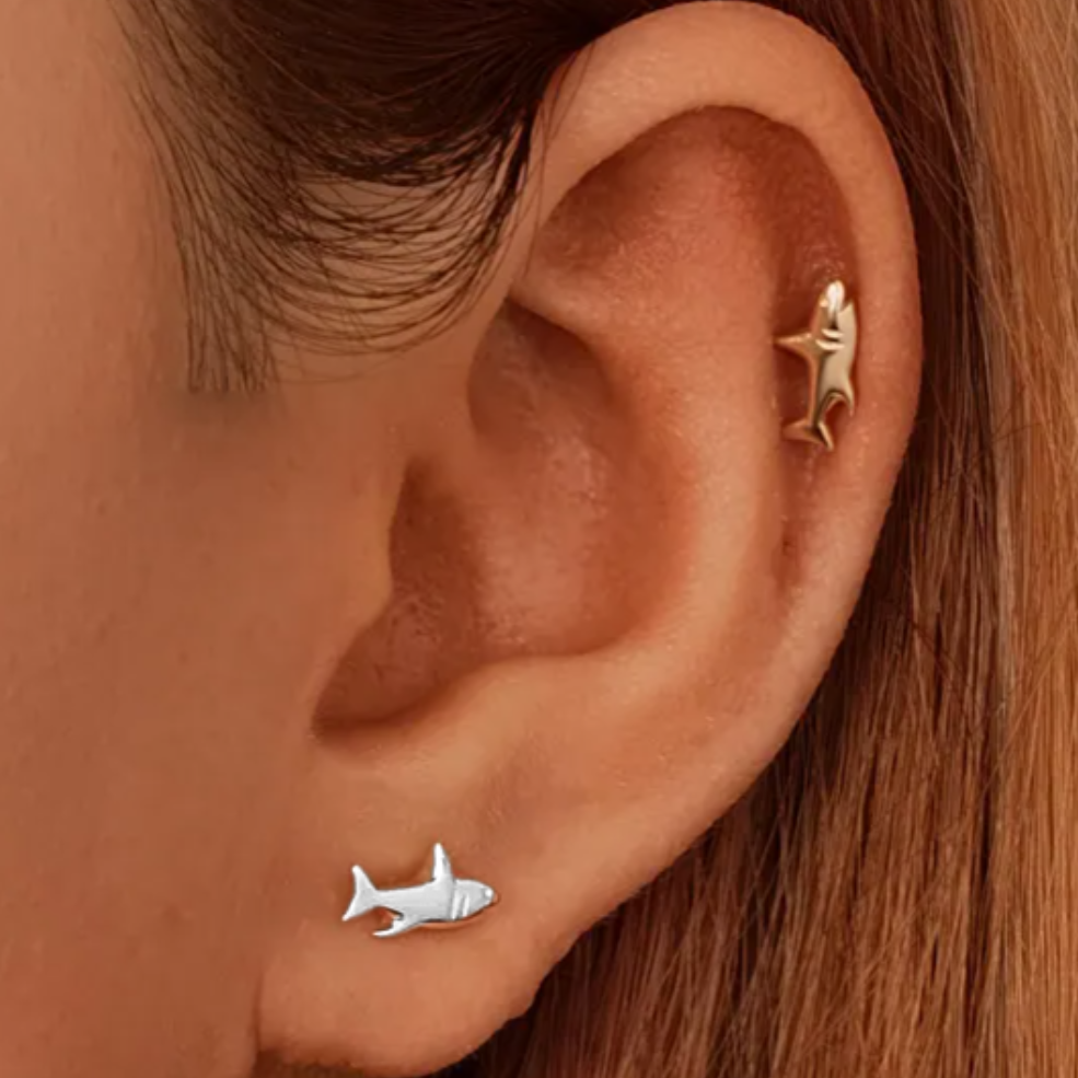 G23 Gold PVD Titanium Internally Threaded 3D Shark Tragus Labret
