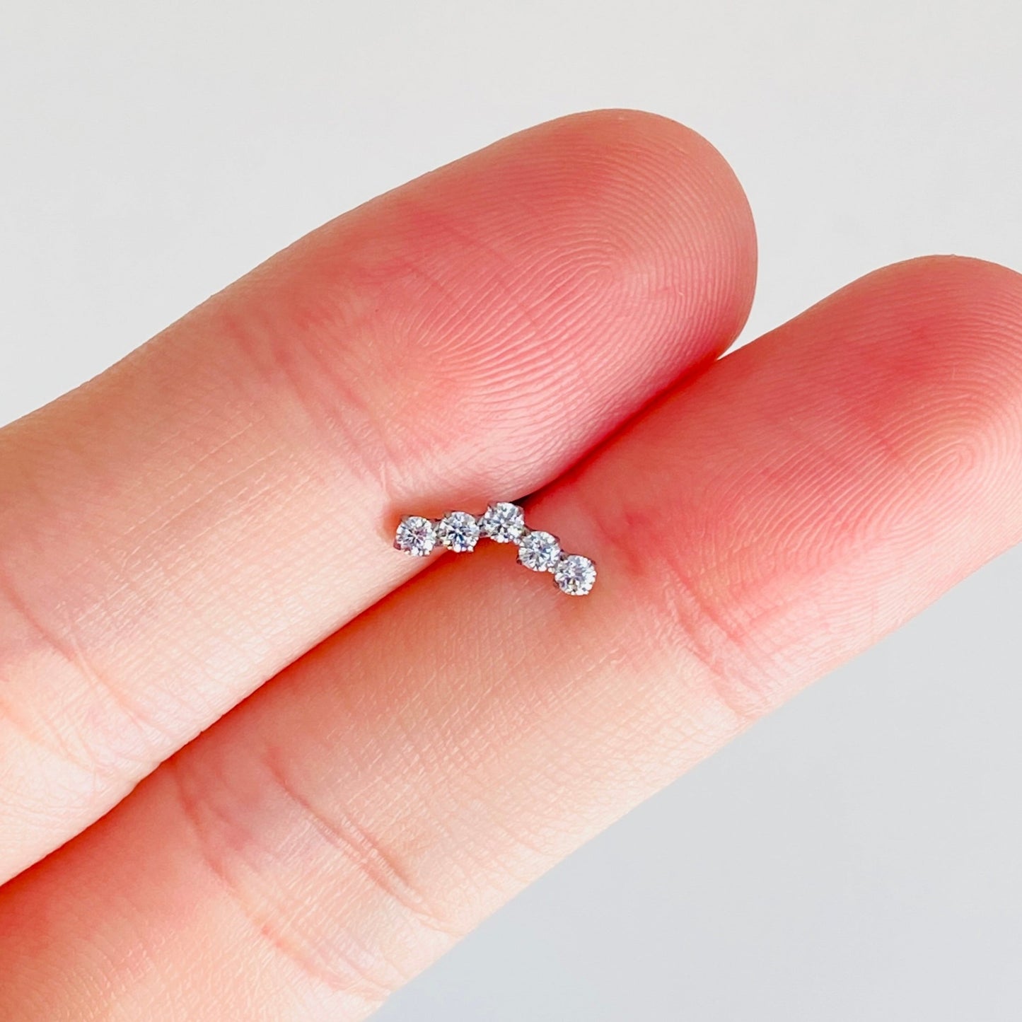 G23 Titanium Internally Threaded 5 CZ Chevron Top Tragus Labret