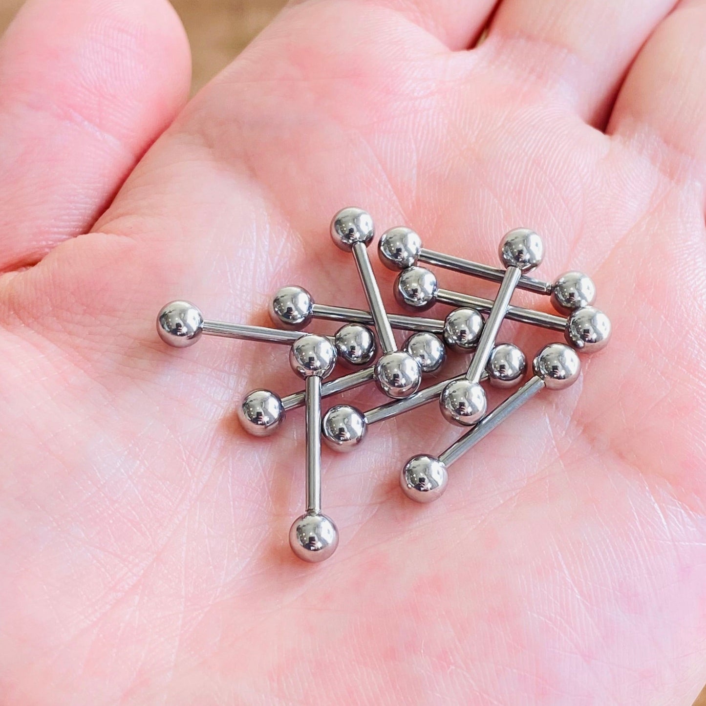 G23 Titanium Threadless Push In Ball Barbell