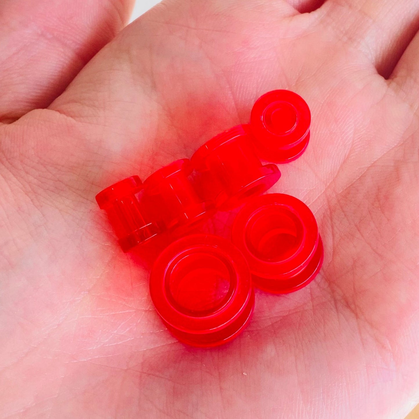 Red Acrylic Screw On Tunnel