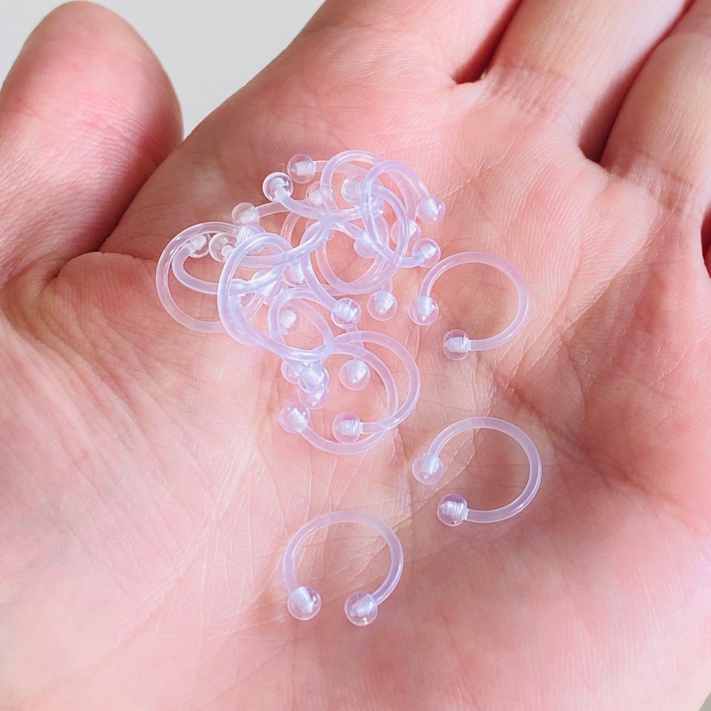 16G Clear Flexible Ball Horseshoe Retainer