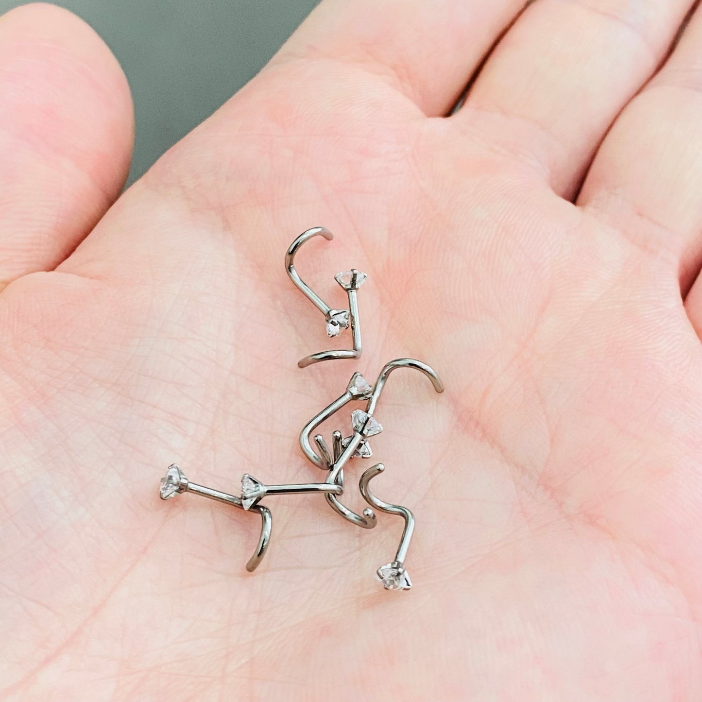 Prong Set Star CZ Steel Nose Screw
