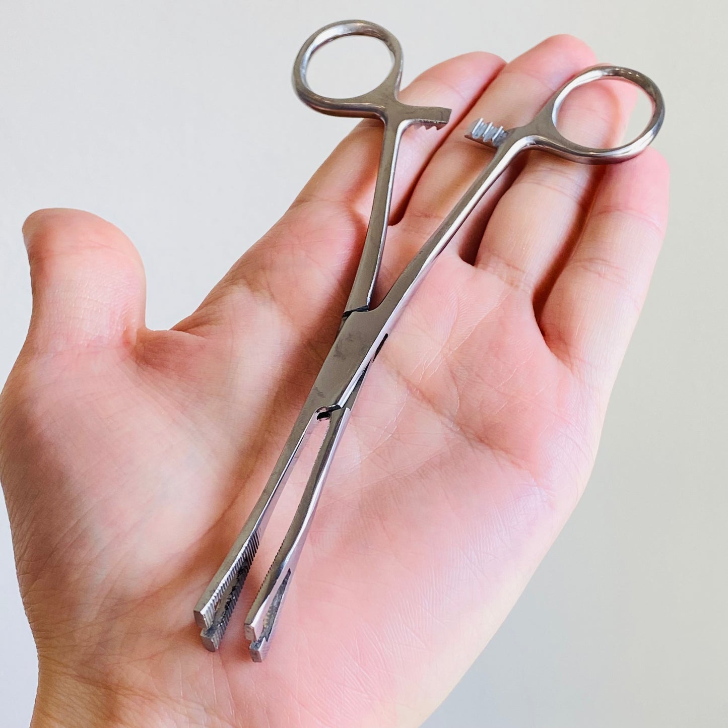 Premium Slotted Pennington Forceps