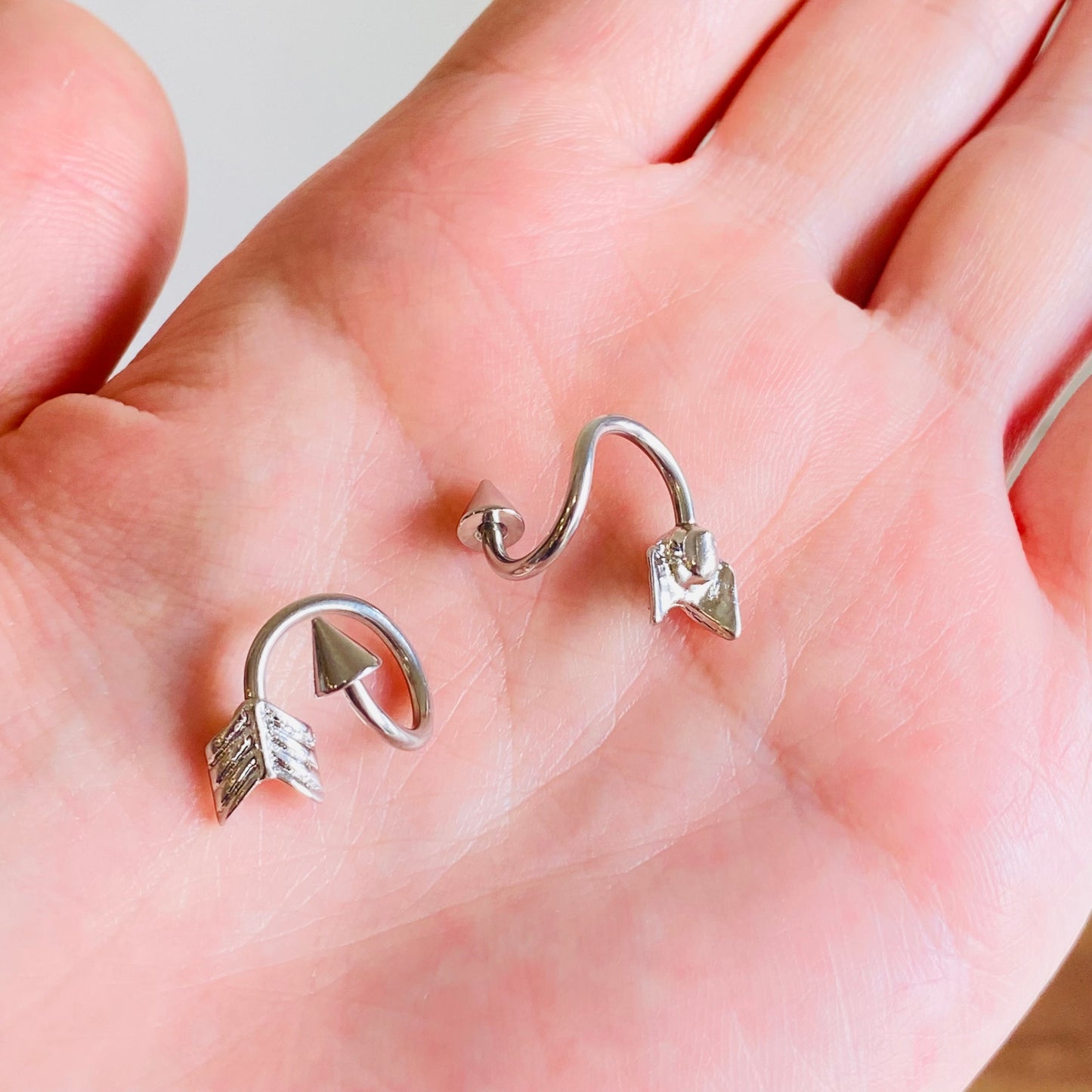 Steel Arrow Spiral Barbell