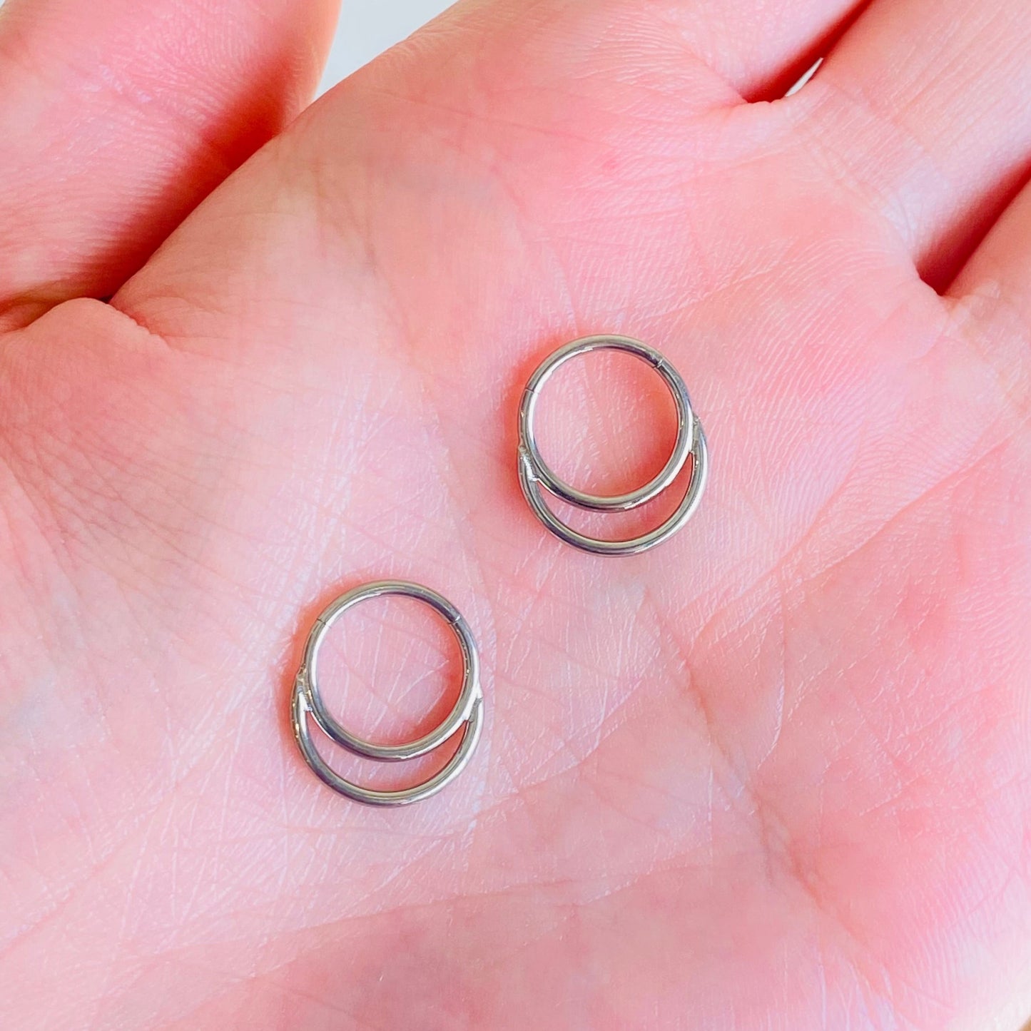 G23 Titanium Double Loop Hinged Segment Clicker