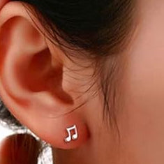 G23 Titanium Internally Threaded CZ Music Note Labret