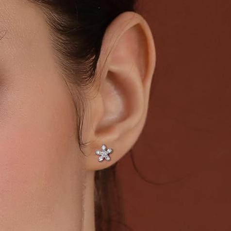 G23 Titanium Internally Threaded CZ Baguette Flower Top