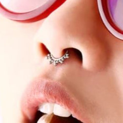 G23 Titanium Outer Crown Beads Hinged Segment Clicker