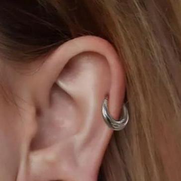 Steel Chunky Thick Moon Design Hinged Clicker