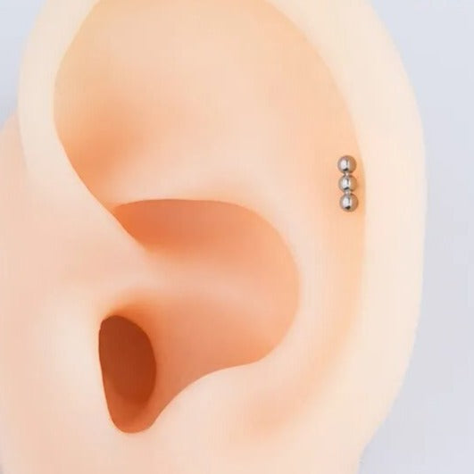 Steel Internally Threaded 3 Straight Beaded Tragus Labret