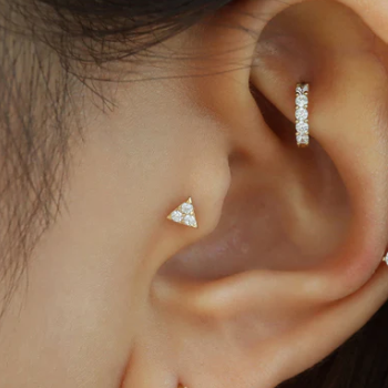 Steel Threadless Push In Triangle CZ Tragus Labret
