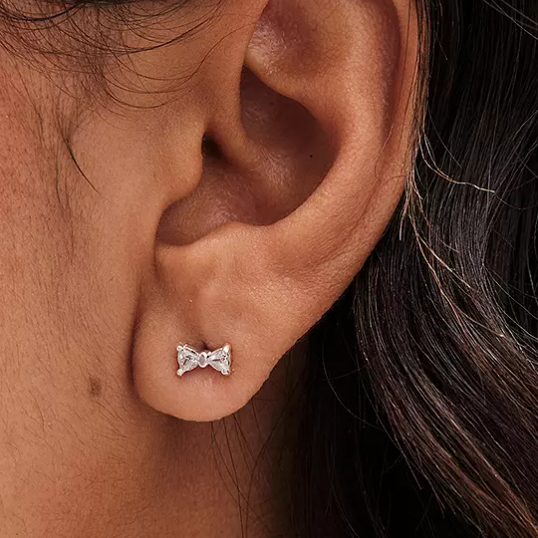 G23 Gold PVD Titanium Threadless Push In Triangle CZ Bow Tie Labret