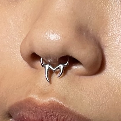 G23 Titanium Tribal Fangs Hinged Clicker