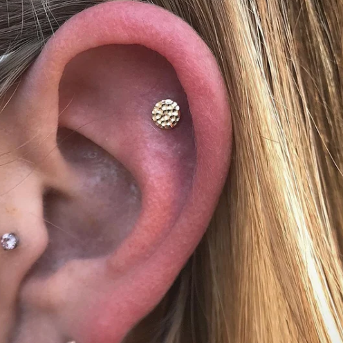 G23 Titanium Internally Threaded Hammered Circle Disc Labret