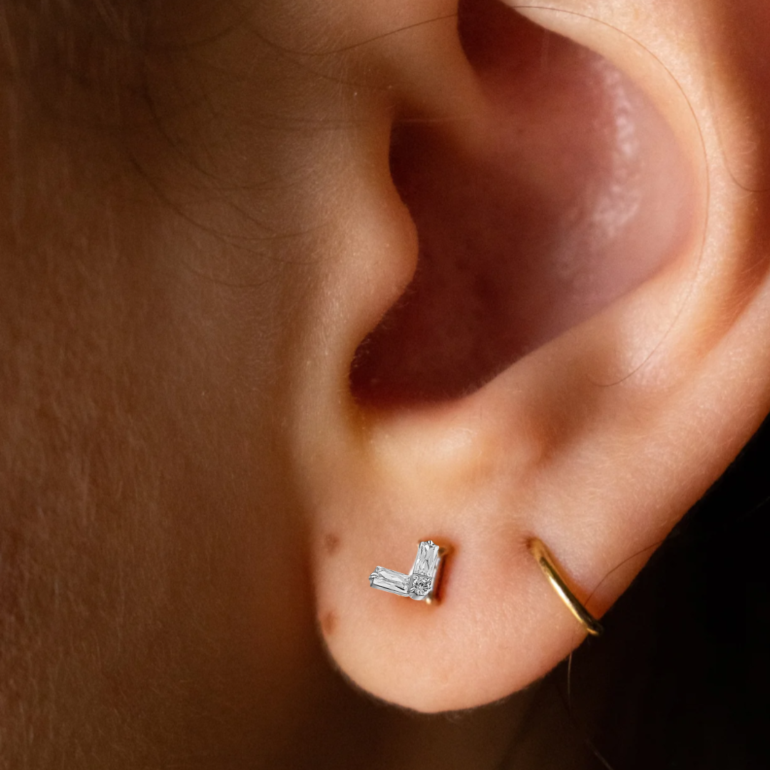 G23 Titanium Internally Threaded Chevron Baguette CZ Tragus Labret