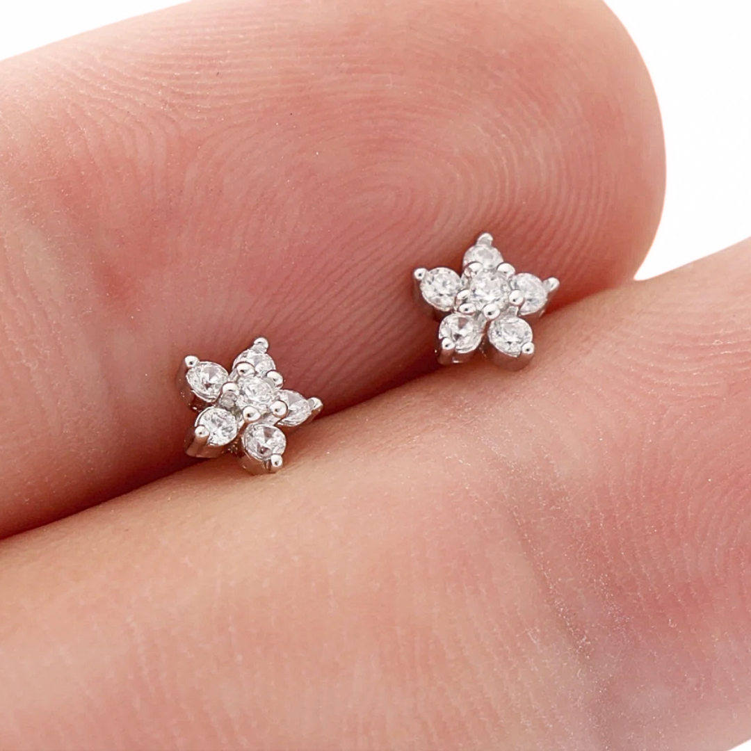 Internally Threaded Steel 5 Petal Flower Tragus Labret