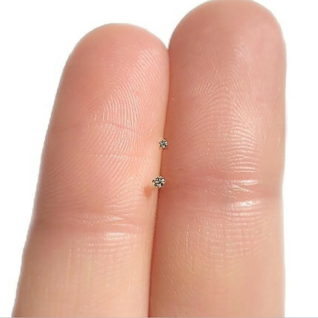 Silver Prong Set CZ Nose Stud [20pc/Box]