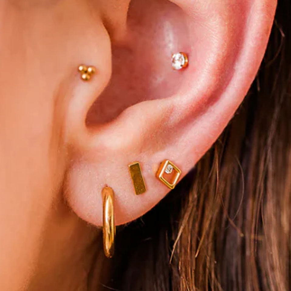 G23 Gold PVD Titanium Threadless Push In Rhombus CZ Labret
