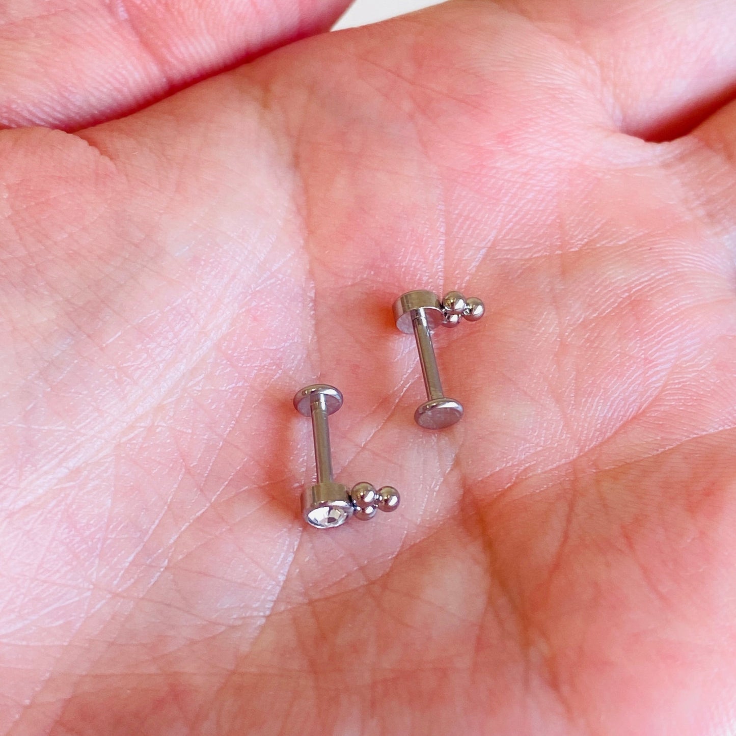 Steel Internally Threaded CZ Center 3 Beads Tragus Labret