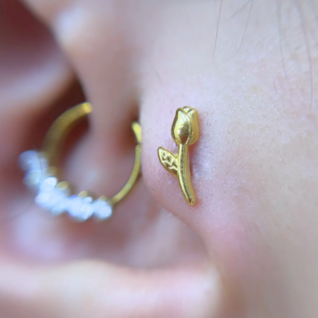 G23 Gold PVD Titanium Internally Threaded 3D Rose Tragus Labret