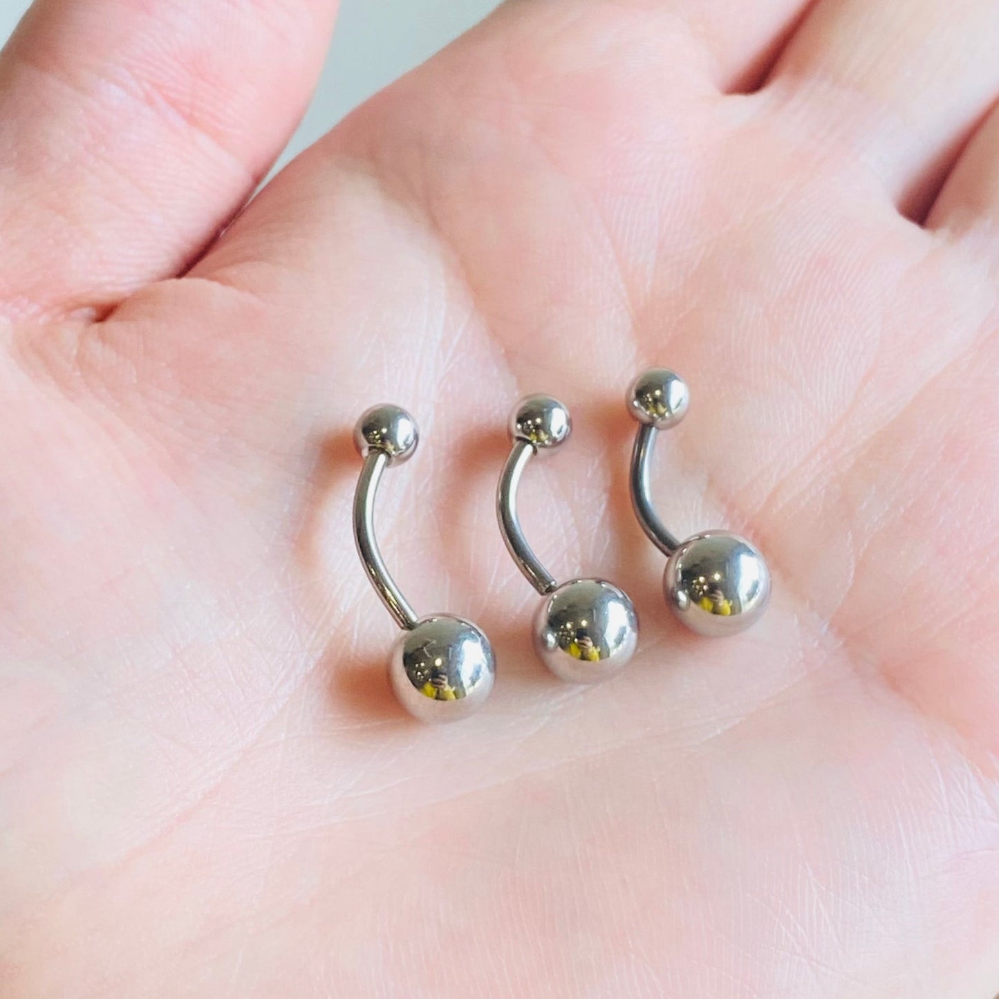 G23 Titanium 14G Plain Ball Belly Ring