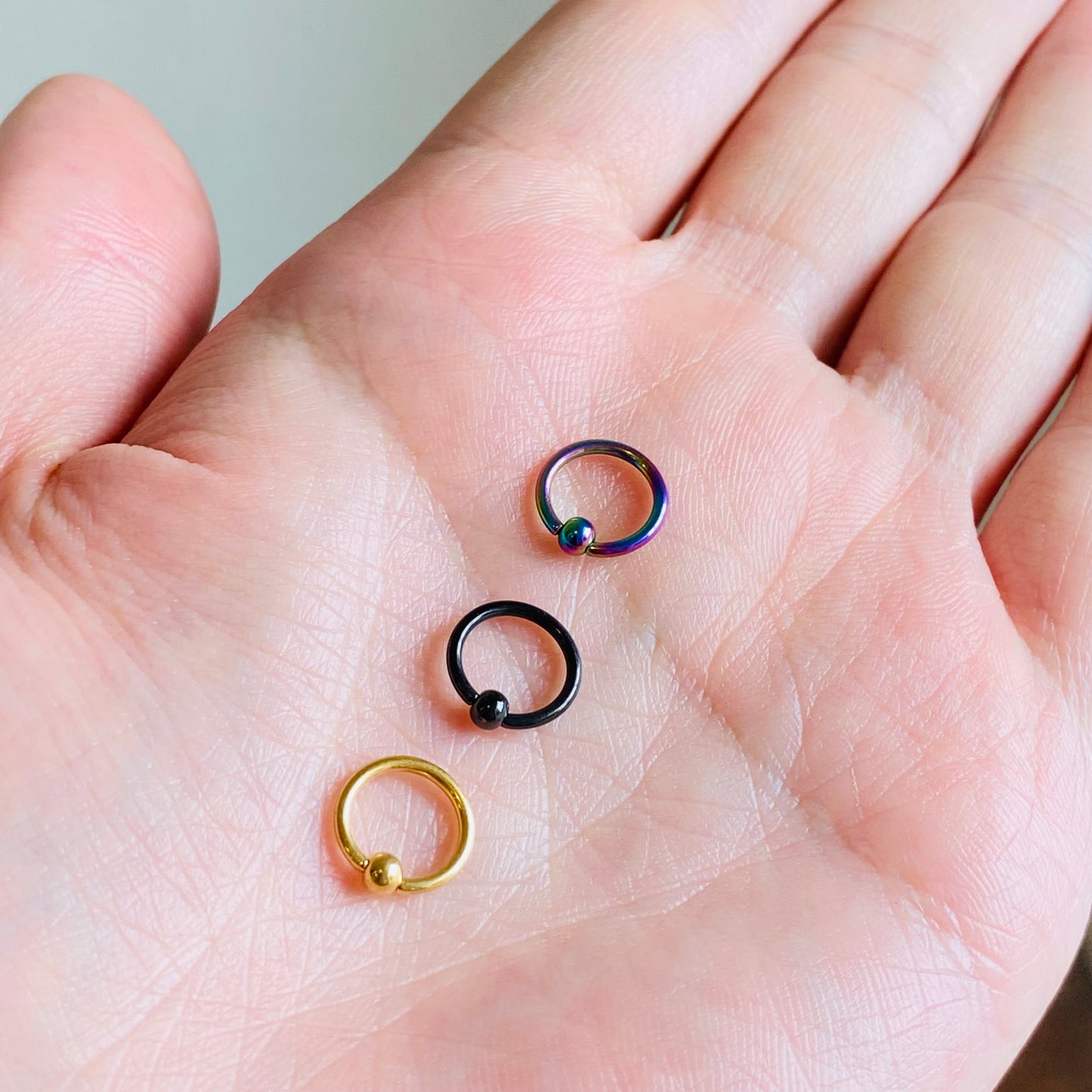 16G Ion Plated Captive Ring