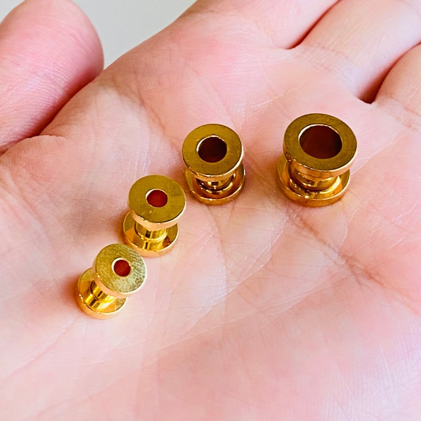 Gold Ion Plated Screw On Flesh Tunnel Up to 00G