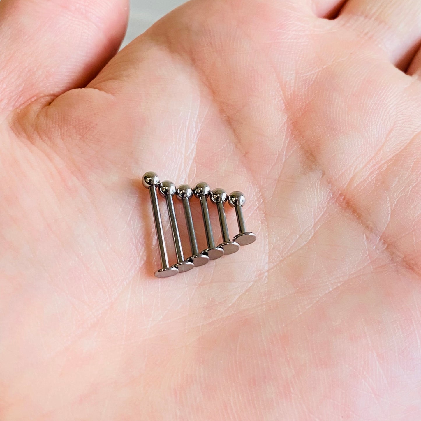 16G 18G 20G Threadless Push In Ball Labret – APM