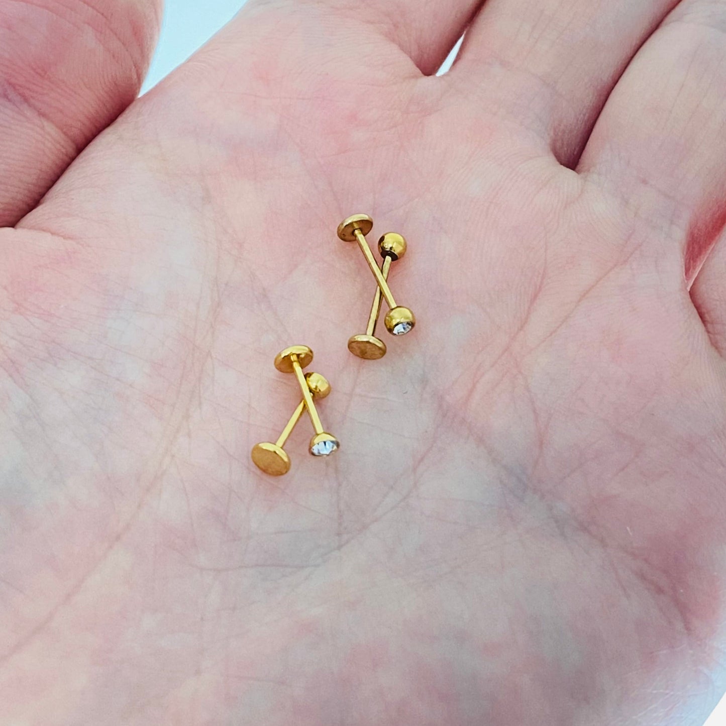 20G Gold Ion Plated Threadless Push In CZ Tragus Labret