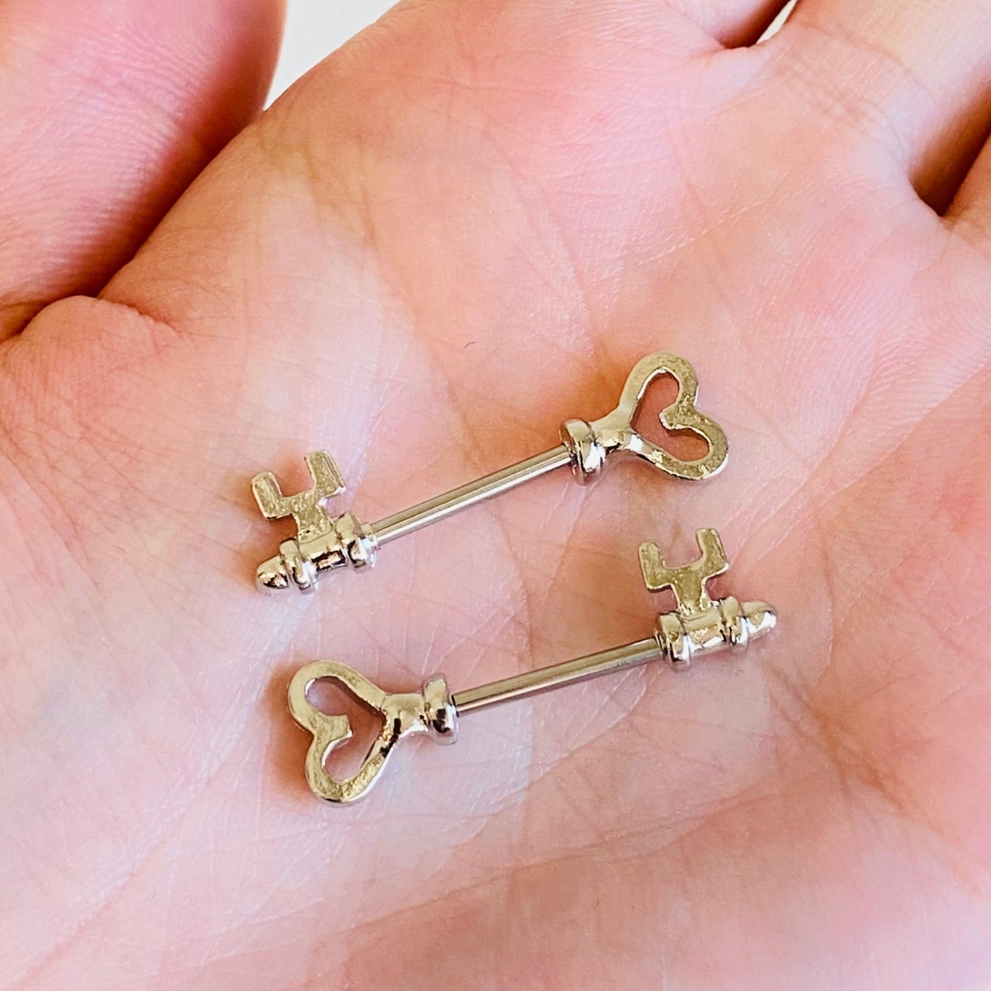 Steel Heart Key Nipple Barbell