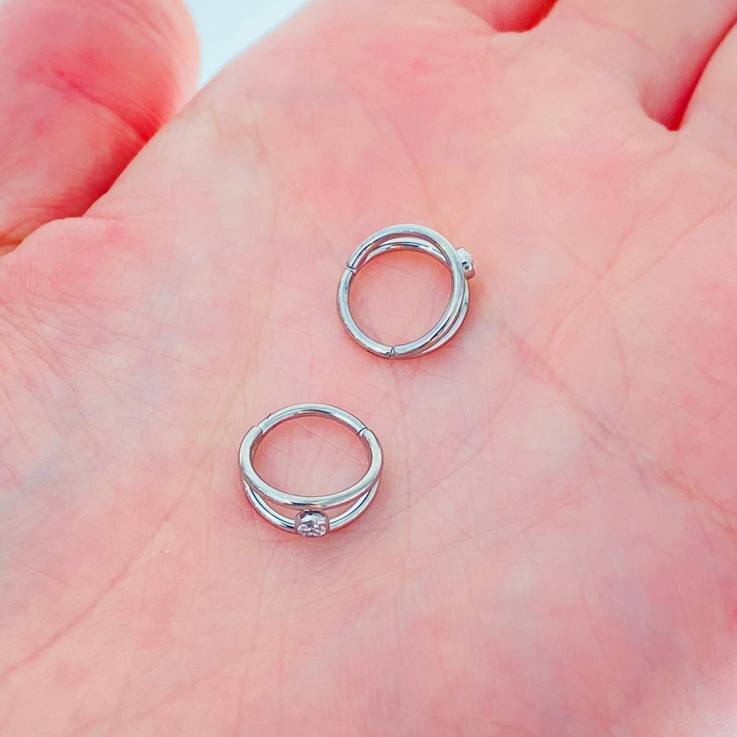 Steel Double Hoop Center CZ Hinged Segment Clicker